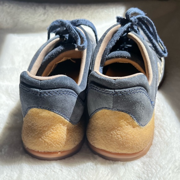 Roots suede leather tennis shoes Mens 7.5 with gum sole - Picture 3 of 7